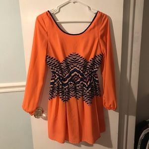 V back, long sleeve, bright and fun dress!